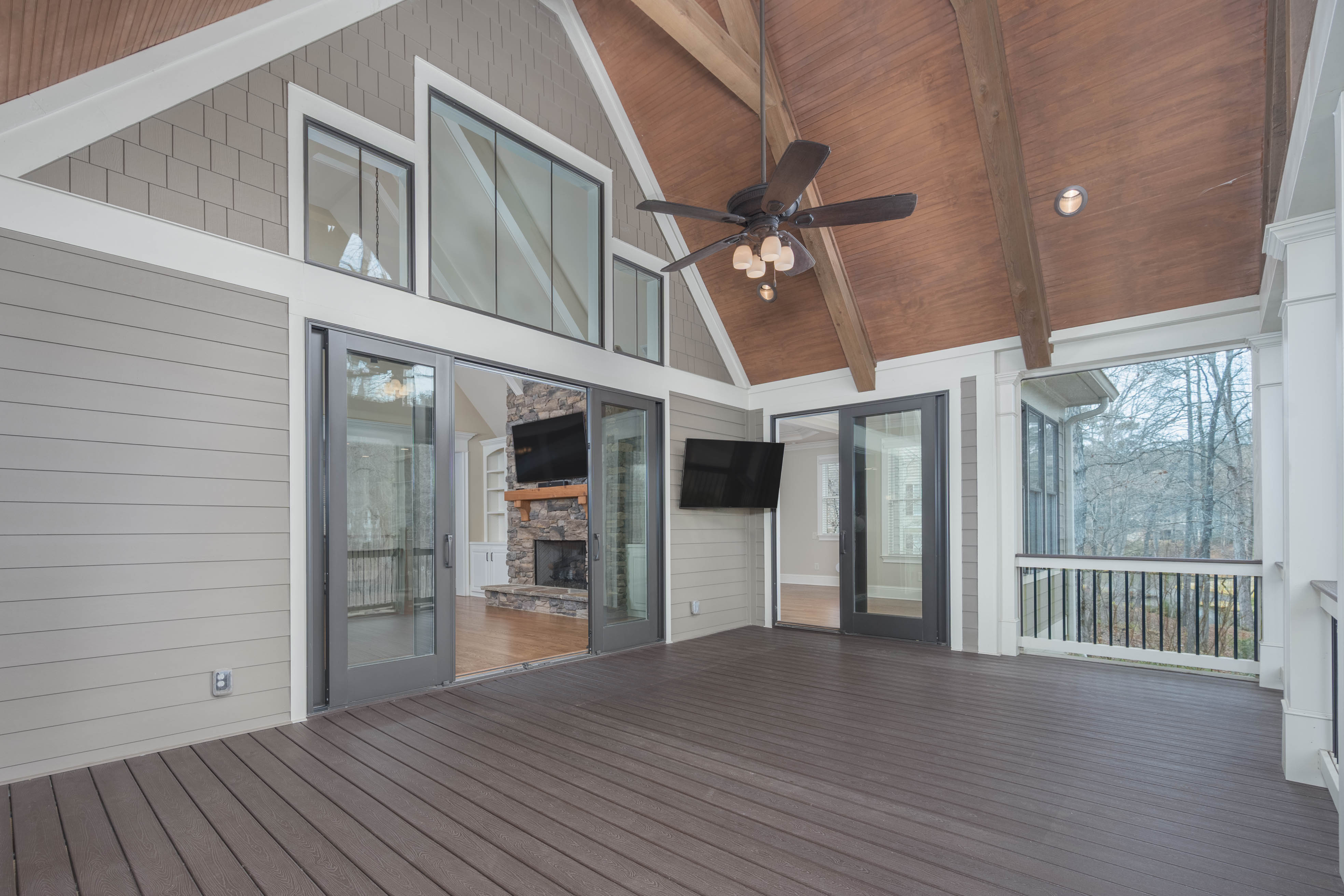 1121 Crackers Neck Road image 20